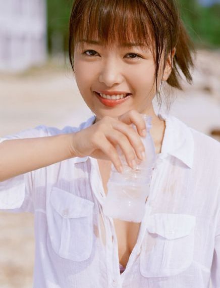 少妇脱了内裤在厨房_超清HD高清在线观看