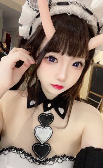 强C亲女的文H_英文版字幕