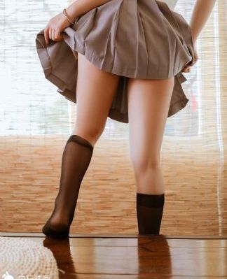 国产美女流白浆_手机在线免费观看