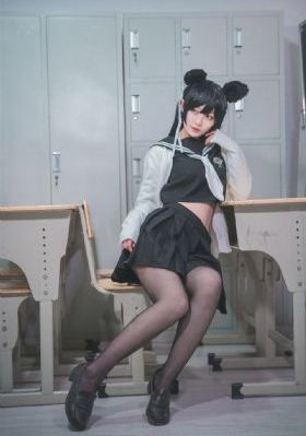 亚洲嫩草_迅雷手机免费观看
